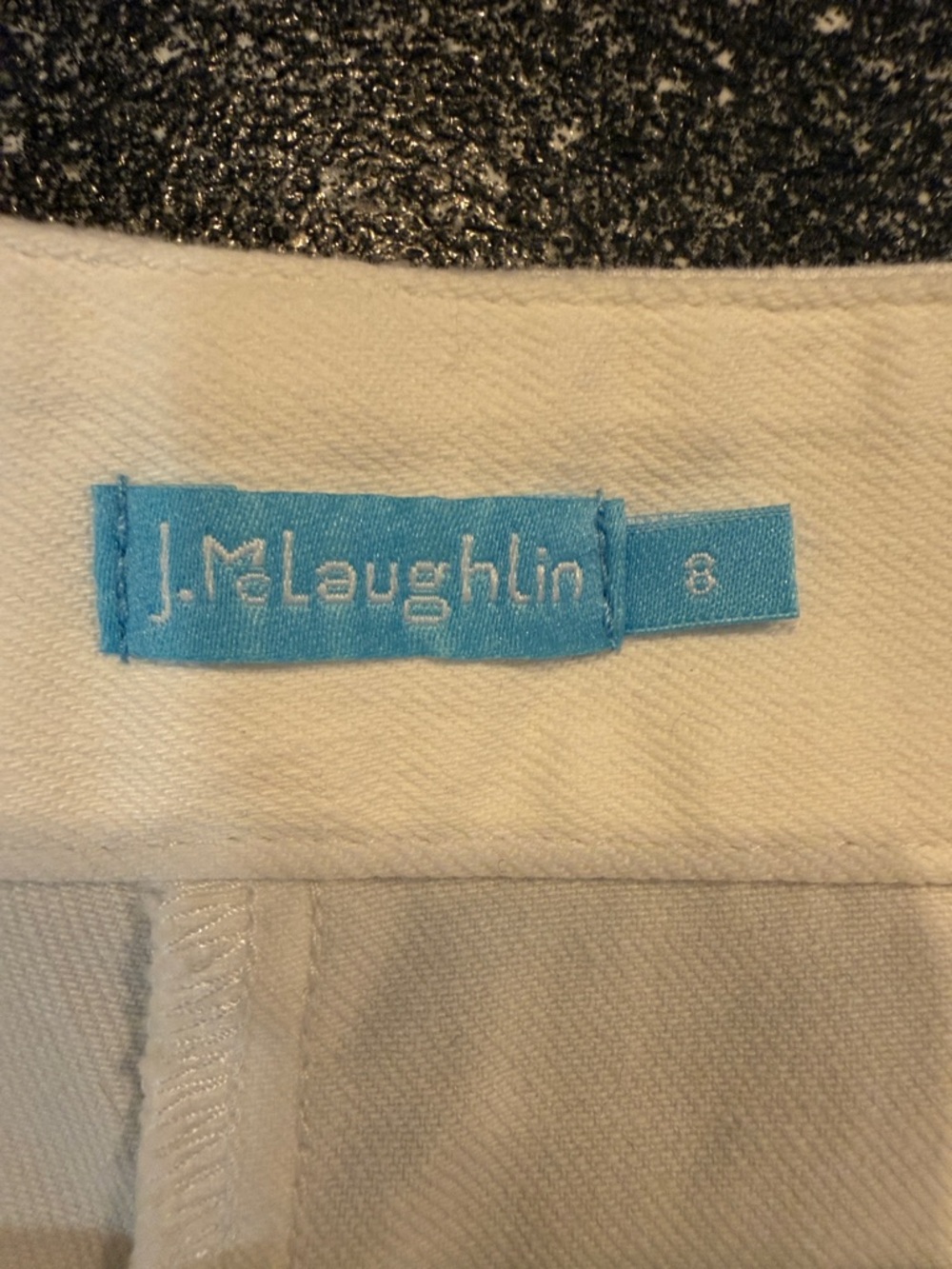 Women’s J. McLaughlin White High Waisted Button-Front Shorts - size 8 - Picture 2 of 6